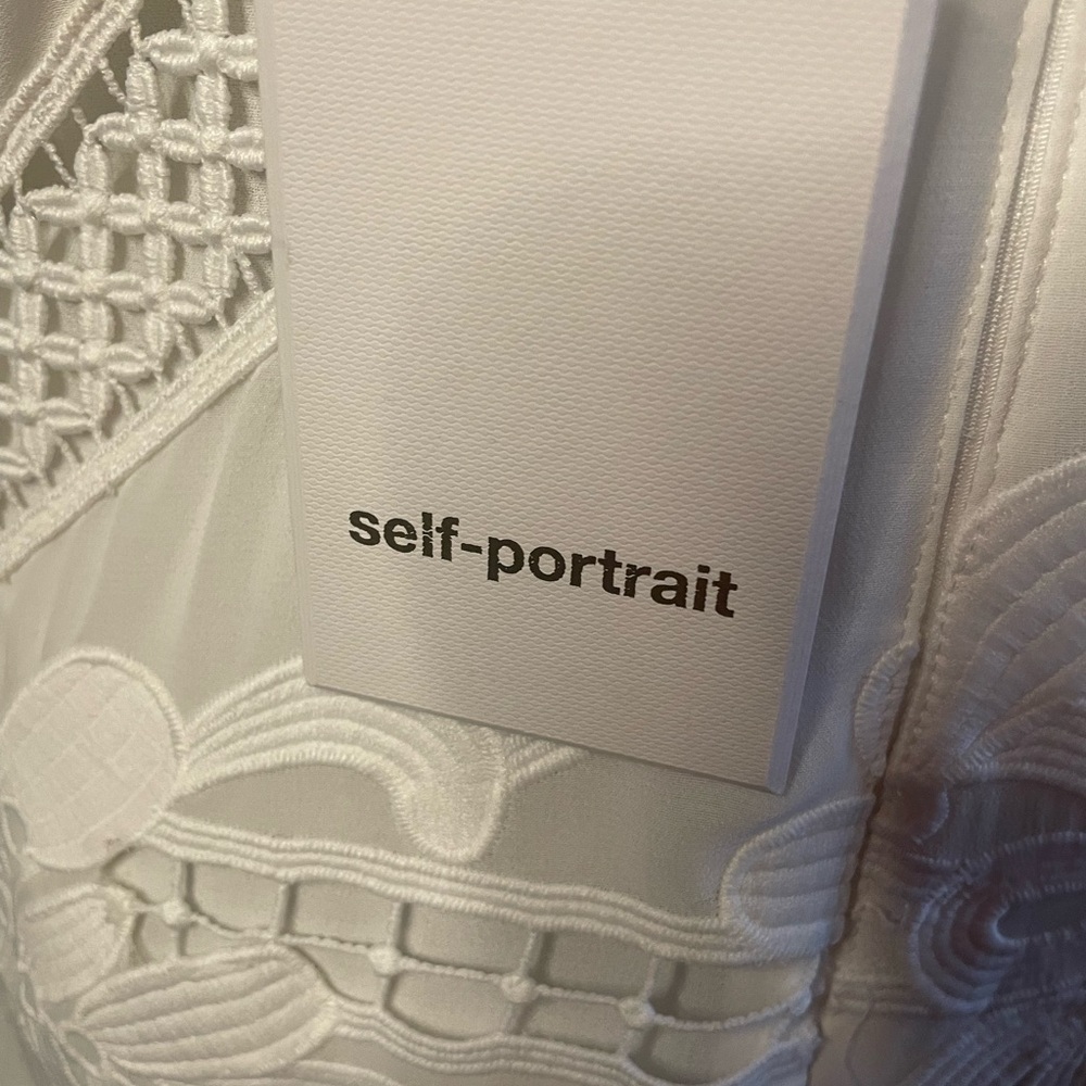 NWT Self-Portrait White Embroidered Dress. Sz 6 - Picture 8 of 11